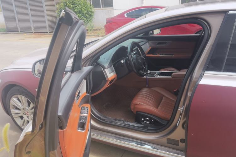 Used Jaguar XFL 2017 XFL 2.0T 240PS Luxury Edition Driver Seat