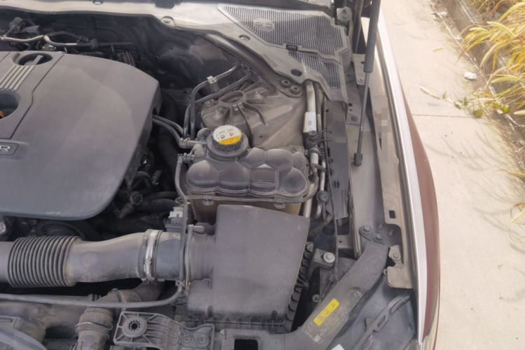 Used Jaguar XFL 2017 XFL 2.0T 240PS Luxury Edition Engine Bay Left