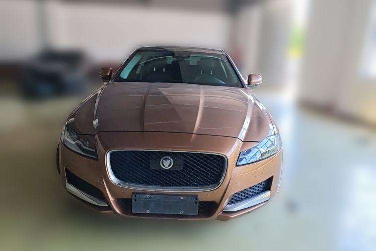 Used Jaguar XFL 2017 XFL 2.0T 200PS Windflower Edition Front