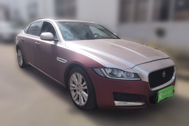 Used Jaguar XFL 2017 XFL 2.0T 240PS Luxury Edition Front Right 45 Deg