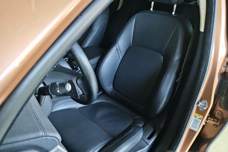 Used Jaguar XFL 2017 XFL 2.0T 200PS Windflower Edition Left Front Seat