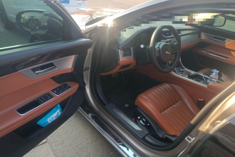 Used Jaguar XFL 2017 XFL 2.0T 240PS Luxury Edition Driver Seat