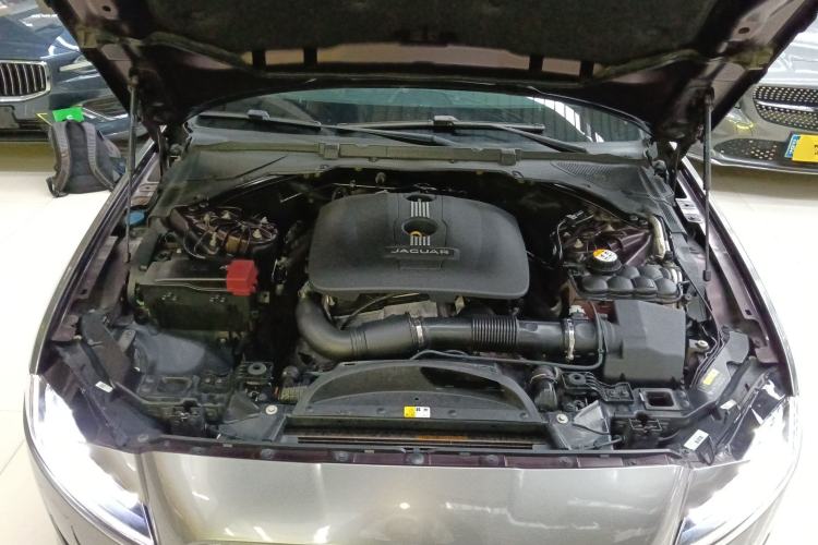 Used Jaguar XFL 2017 XFL 2.0T 200PS Luxury Edition Engine Bay
