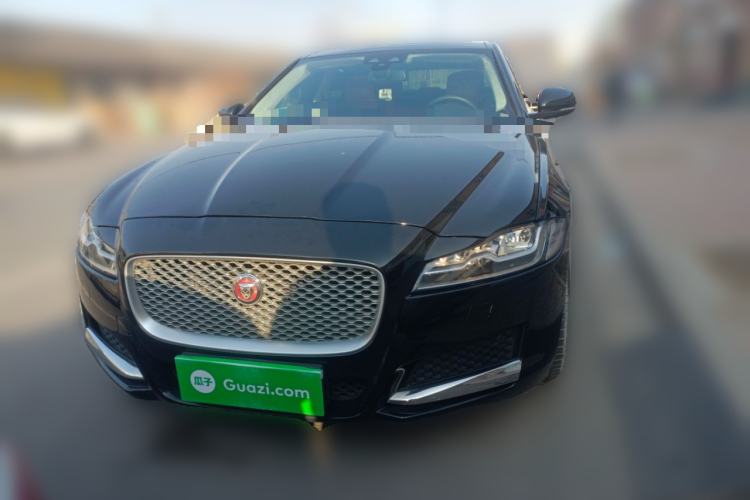 Used Jaguar XFL 2017 XFL 2.0T 240PS Luxury Edition Front