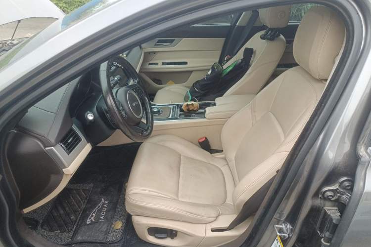 Used Jaguar XFL 2017 XFL 2.0T 200PS Luxury Edition Left Front Seat