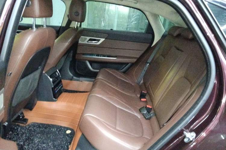 Used Jaguar XFL 2017 XFL 2.0T 200PS Luxury Edition Left Rear Seat