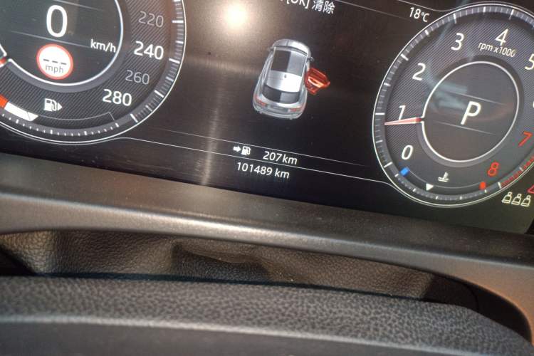 Used Jaguar XFL 2017 XFL 2.0T 240PS Luxury Edition Odometer Close Up