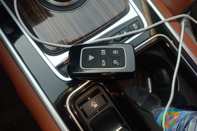 Used Jaguar XFL 2017 XFL 2.0T 240PS Luxury Edition Vehicle Key