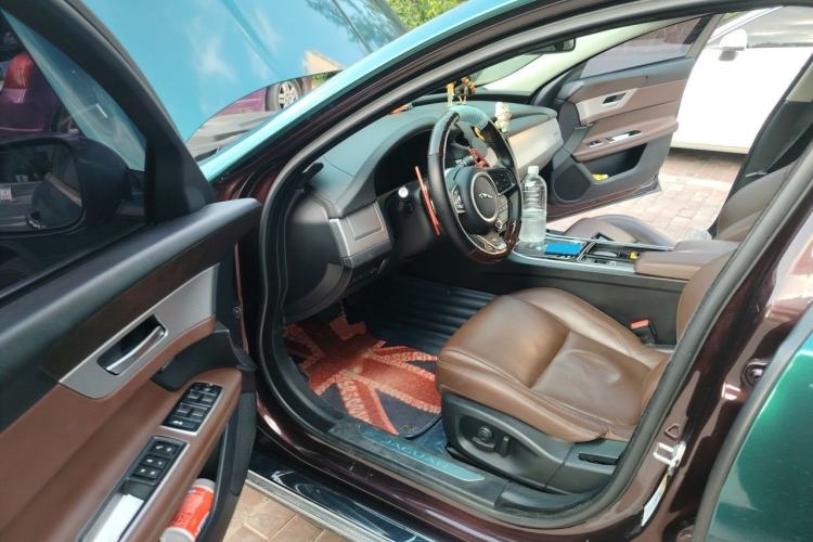Used Jaguar XFL 2017 XFL 2.0T 240PS Premium Edition Driver Seat