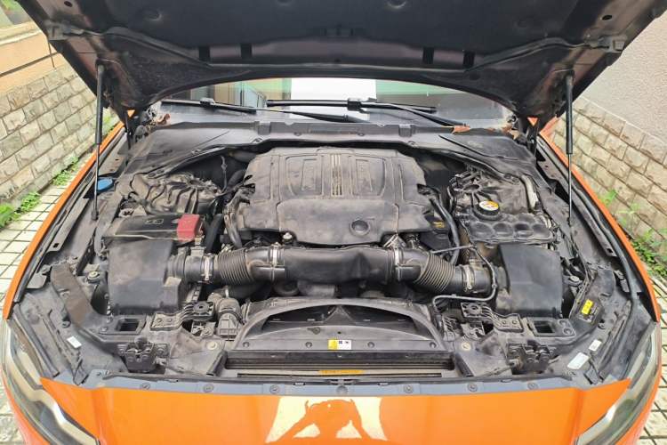 Used Jaguar XFL 2017 XFL 3.0 SC 340 PS Luxury Edition Engine Bay