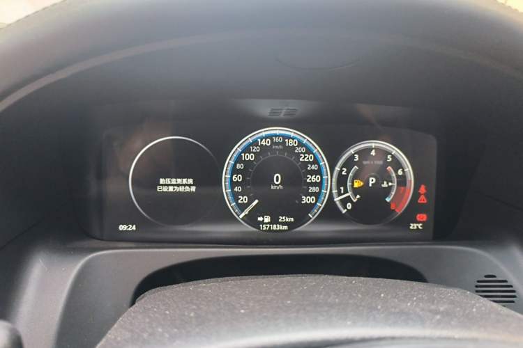 Used Jaguar XFL 2017 XFL 3.0 SC 340 PS Luxury Edition Instrument Cluster