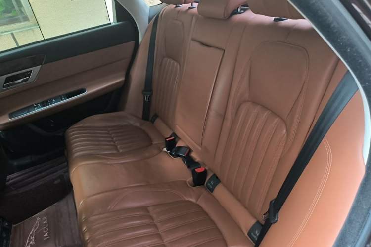 Used Jaguar XFL 2017 XFL 3.0 SC 340 PS Luxury Edition Left Rear Seat