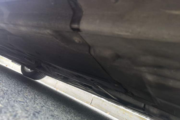 Used Jaguar XFL 2017 XFL 2.0T 240PS Premium Edition Chassis Rear Left