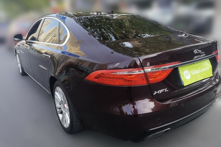 Used Jaguar XFL 2017 XFL 2.0T 240PS Premium Edition Rear Left 45 Deg