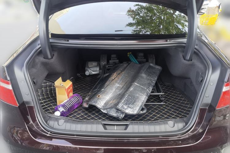Used Jaguar XFL 2017 XFL 2.0T 240PS Premium Edition Trunk