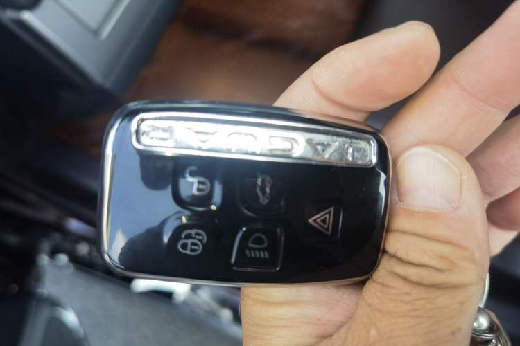 Used Jaguar XFL 2017 XFL 2.0T 240PS Premium Edition Vehicle Key