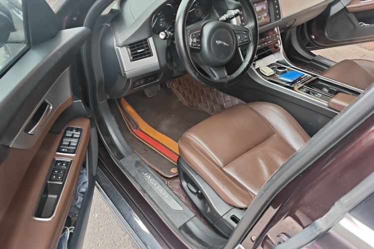 Used Jaguar XFL 2017 XFL 2.0T 240PS Luxury Edition Driver Seat