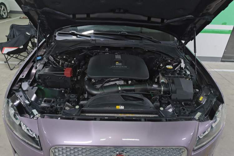 Used Jaguar XFL 2017 XFL 2.0T 240PS Luxury Edition Engine Bay
