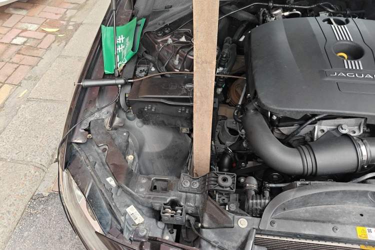 Used Jaguar XFL 2017 XFL 2.0T 240PS Luxury Edition Engine Bay Right