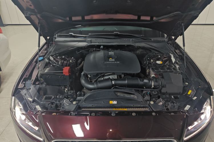 Used Jaguar XFL 2017 XFL 2.0T 240PS Luxury Edition Engine Bay