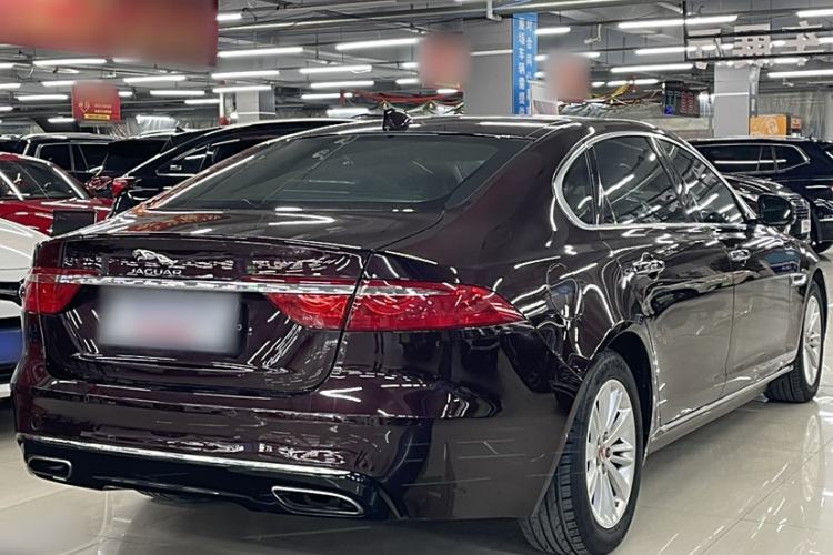 Used Jaguar XFL 2017 XFL 2.0T 240PS Luxury Edition Exterior 2