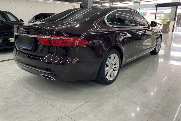 Used Jaguar XFL 2017 XFL 2.0T 240PS Luxury Edition Rear Right 45 Deg