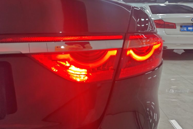 Used Jaguar XFL 2017 XFL 2.0T 240PS Luxury Edition Right Rear Taillight