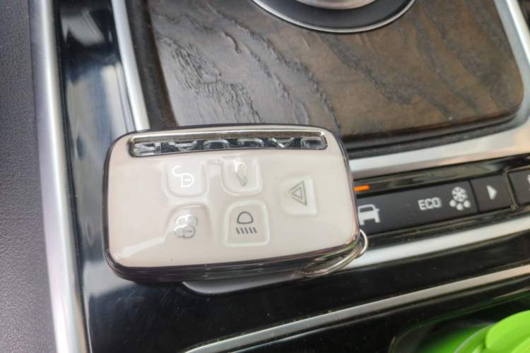 Used Jaguar XFL 2017 XFL 2.0T 240PS Premium Edition Vehicle Key