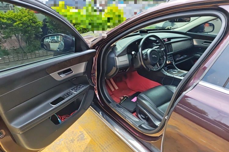 Used Jaguar XFL 2017 XFL 2.0T 200PS Luxury Edition Driver Seat