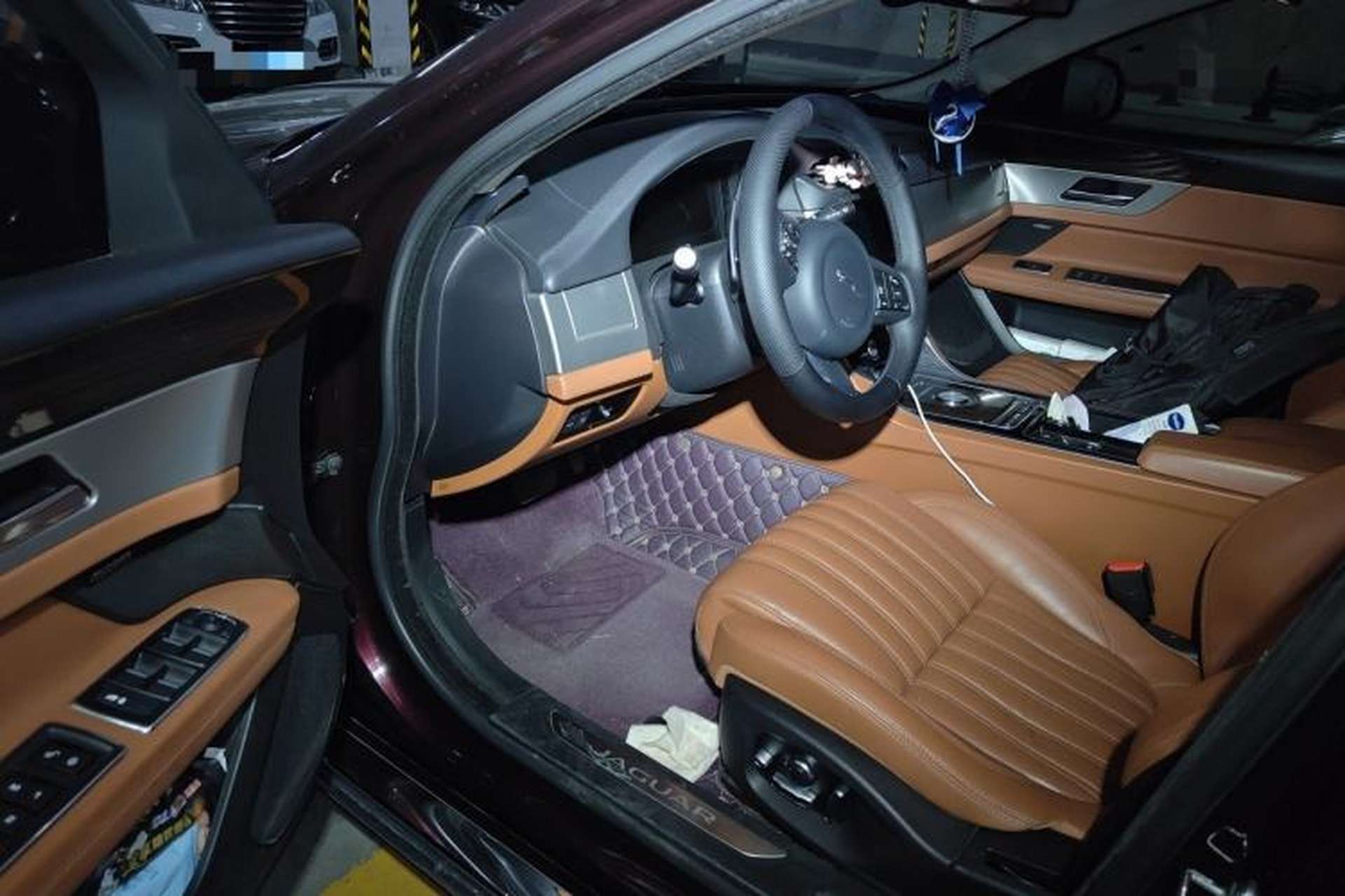Used Jaguar XFL 2017 XFL 2.0T 240PS Premium Edition Driver Seat