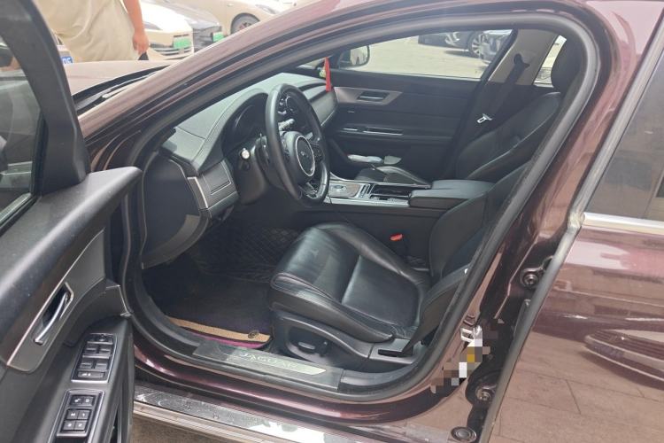 Used Jaguar XFL 2017 XFL 2.0T 240PS Luxury Edition Driver Seat