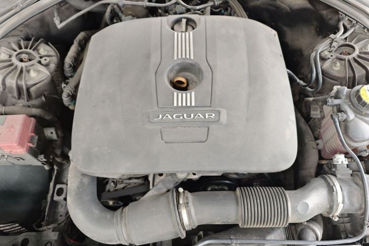 Used Jaguar XFL 2017 XFL 2.0T 240PS Premium Edition Engine Bay