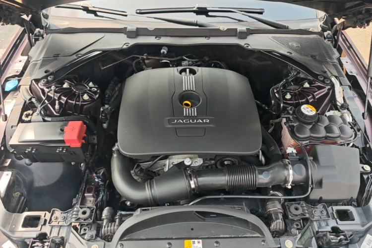 Used Jaguar XFL 2017 XFL 2.0T 200PS Luxury Edition Engine Bay