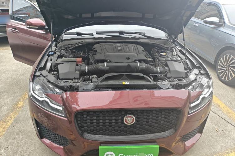 Used Jaguar XFL 2017 XFL 3.0 SC 340 PS Luxury Edition Engine Bay