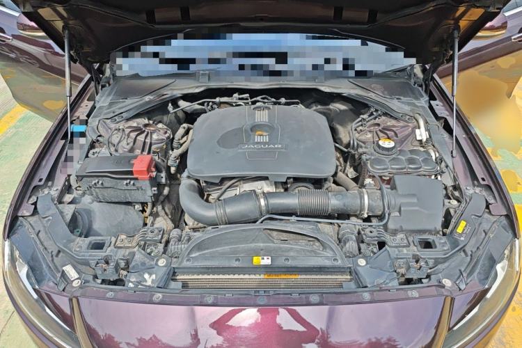 Used Jaguar XFL 2017 XFL 2.0T 200PS Luxury Edition Engine Bay