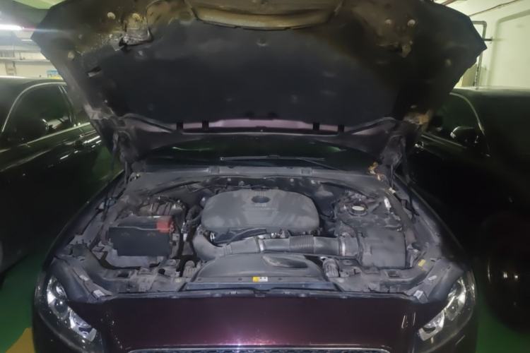 Used Jaguar XFL 2017 XFL 2.0T 200PS Luxury Edition Engine Bay