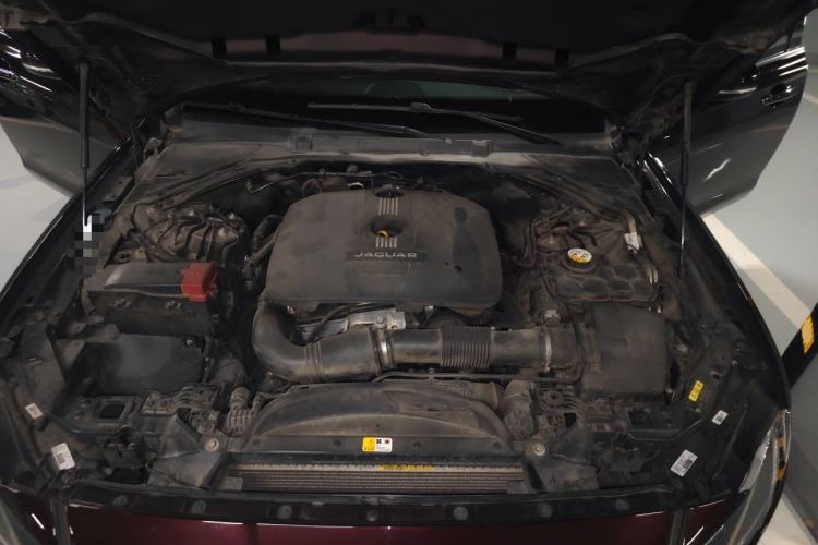 Used Jaguar XFL 2017 XFL 2.0T 200PS Luxury Edition Engine Bay