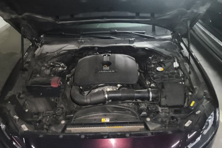 Used Jaguar XFL 2017 XFL 2.0T 240PS Luxury Edition Engine Bay