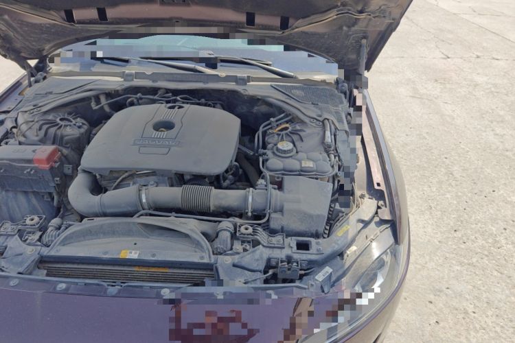 Used Jaguar XFL 2017 XFL 2.0T 200PS Windflower Edition Engine Bay Left