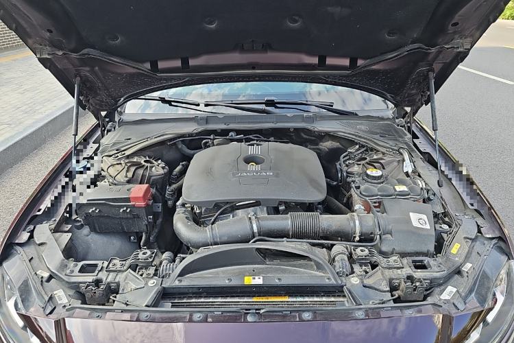 Used Jaguar XFL 2017 XFL 2.0T 240PS Luxury Edition Engine Bay