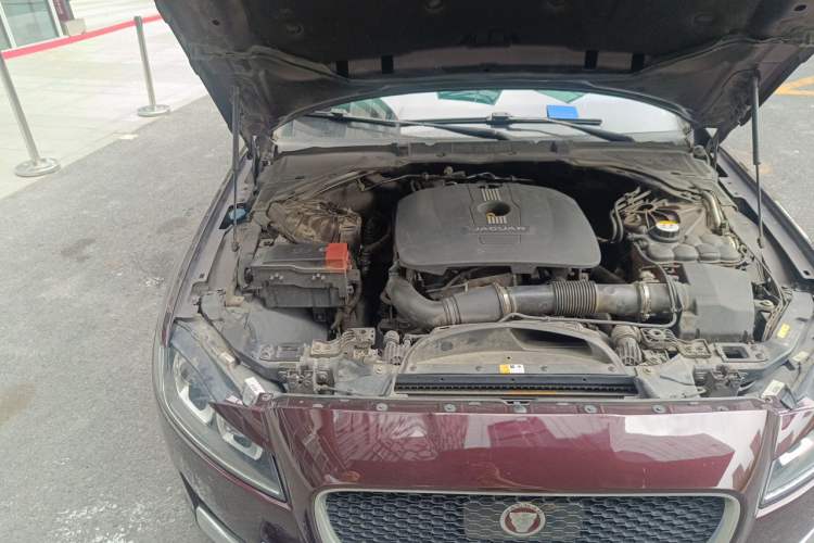 Used Jaguar XFL 2017 XFL 2.0T 240PS Premium Edition Engine Bay Right