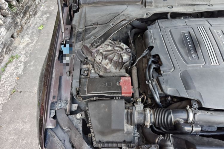 Used Jaguar XFL 2017 XFL 3.0 SC 340 PS Luxury Edition Engine Bay Right