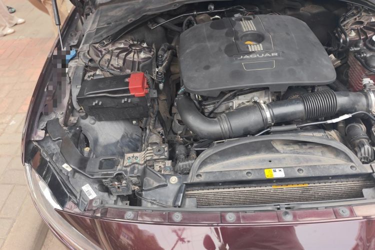Used Jaguar XFL 2017 XFL 2.0T 240PS Premium Edition Engine Bay Right