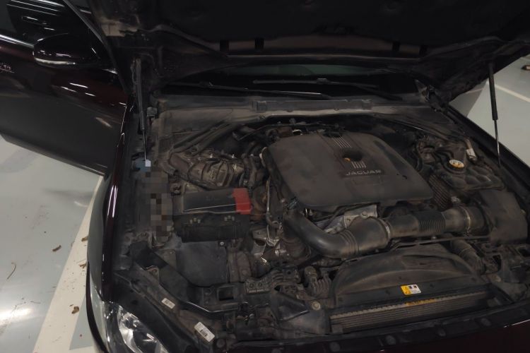 Used Jaguar XFL 2017 XFL 2.0T 200PS Luxury Edition Engine Bay Right