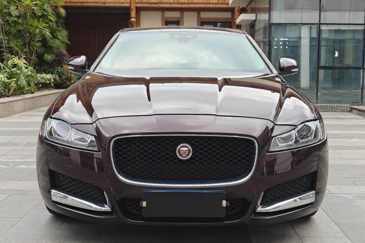 Used Jaguar XFL 2017 XFL 2.0T 200PS Windflower Edition Exterior 1
