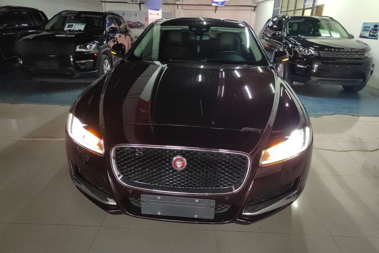 Used Jaguar XFL 2017 XFL 2.0T 200PS Luxury Edition Exterior 1