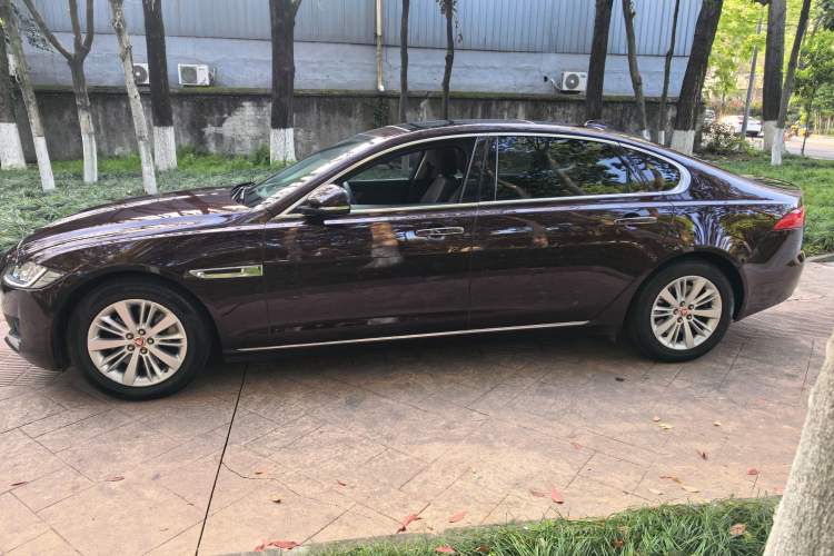 Used Jaguar XFL 2017 XFL 2.0T 240PS Luxury Edition Exterior 2