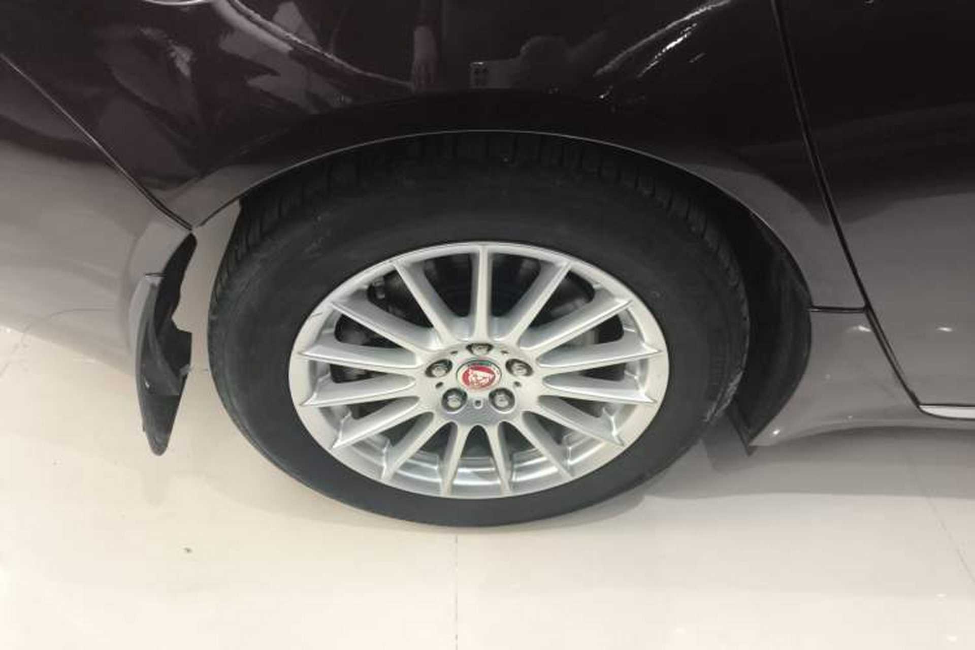 Used Jaguar XFL 2017 XFL 2.0T 200PS Luxury Edition Exterior 4