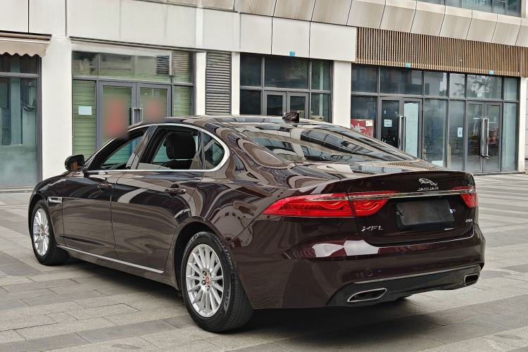 Used Jaguar XFL 2017 XFL 2.0T 200PS Windflower Edition Exterior 4