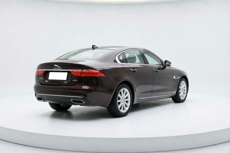 Used Jaguar XFL 2017 XFL 2.0T 240PS Luxury Edition Exterior 5